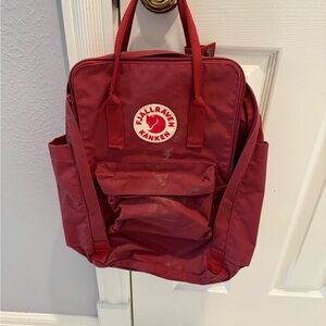 Fjallraven Kånken Deep Red Kids Backpack